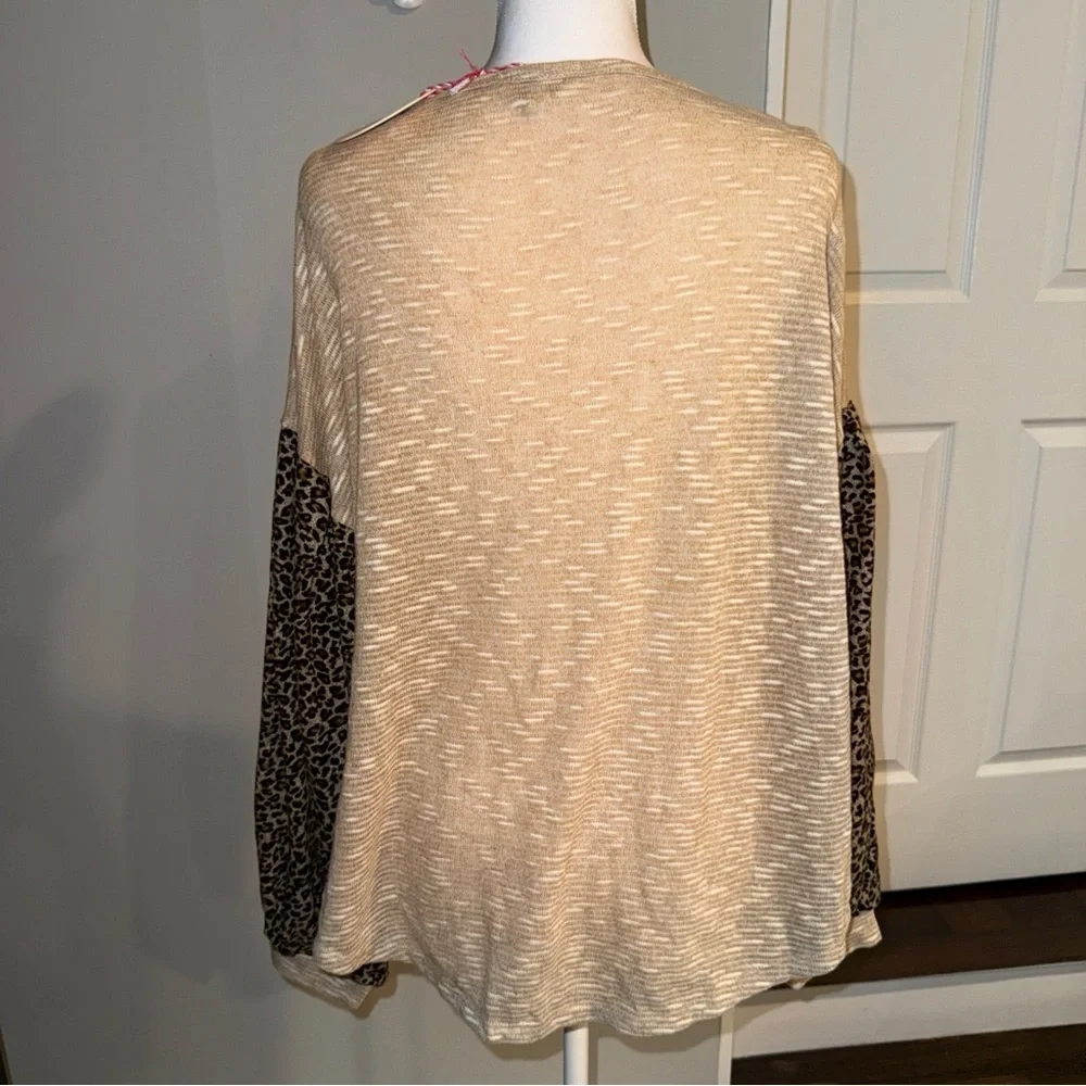 Umgee Size Small New‎ Tunic Leopard Balloon Sleeves Animal Print Boho NWT Deer
